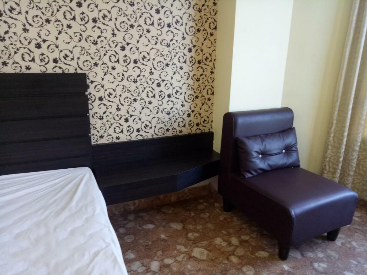 Assam Jatri Niwas Hotel Puri Luaran gambar